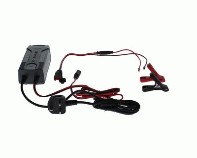 Akkumulátor töltő Bosch C3 6V/12V 3,8A 018999903M