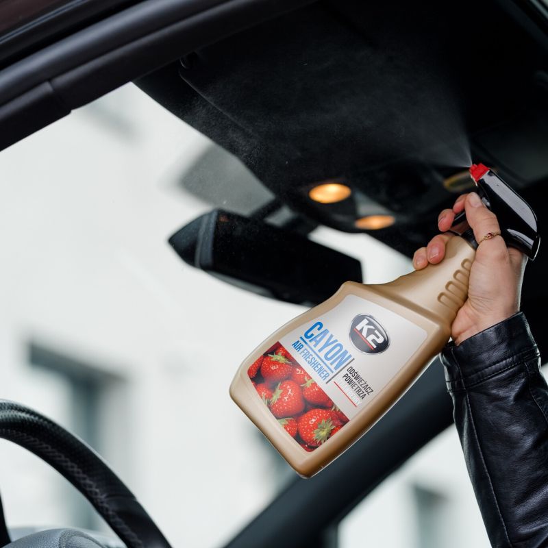 Illatosító K2 Deocar Strawberry 700ml