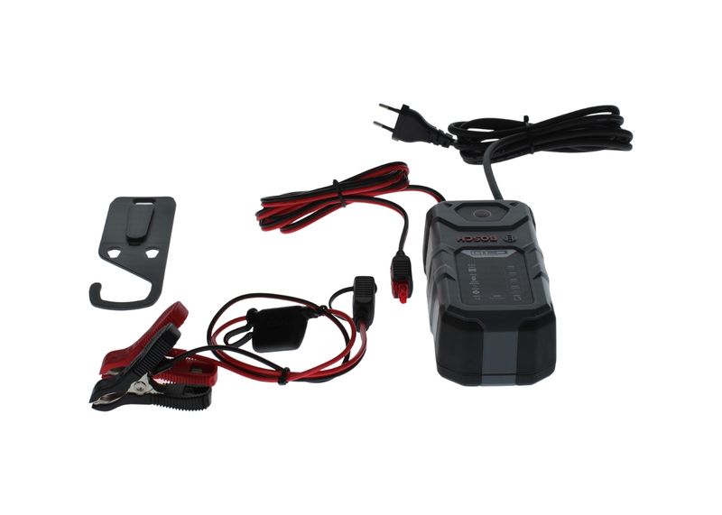 Akkumulátor töltő BOSCH C30 Akkumulátor töltő - 6 V/12 V 3.8A